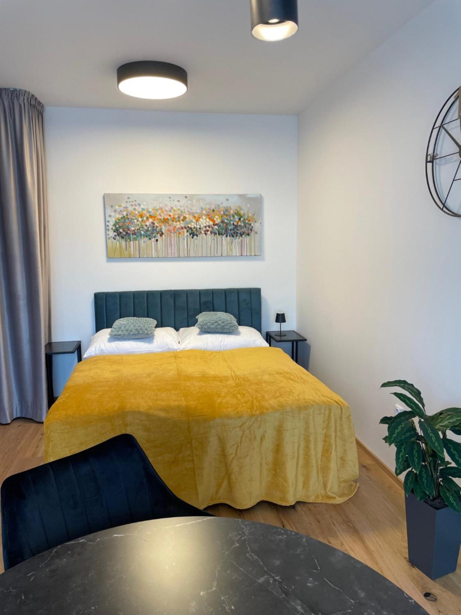 H52 Apartments Brno Bagian luar foto
