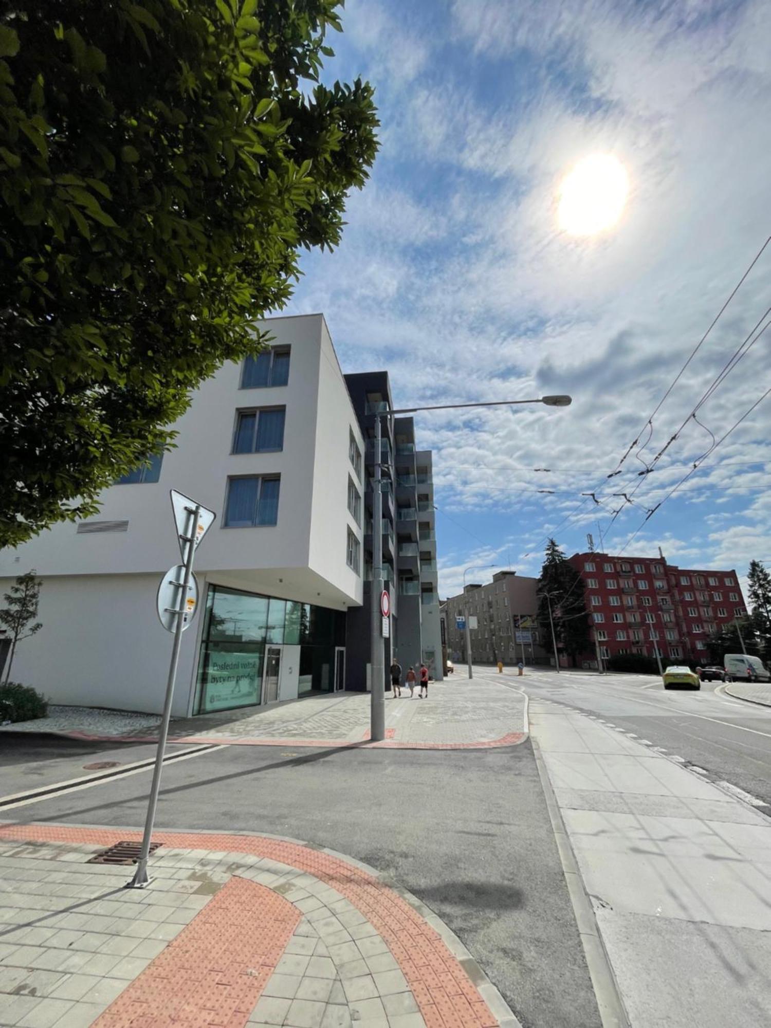 H52 Apartments Brno Bagian luar foto